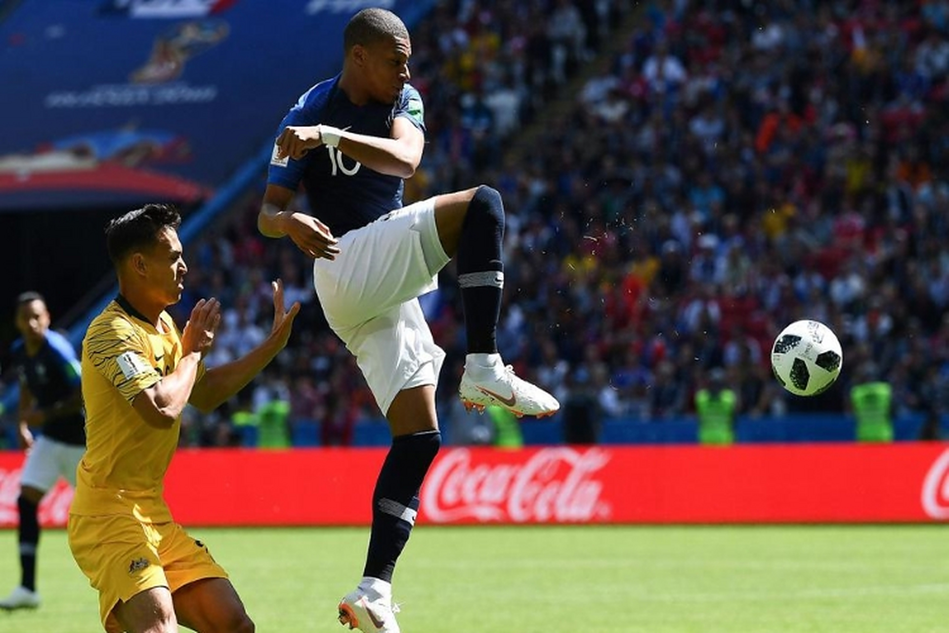 姆巴佩连续三场比赛得分超过战术调整，澳大利亚队挑战极限！的简单介绍