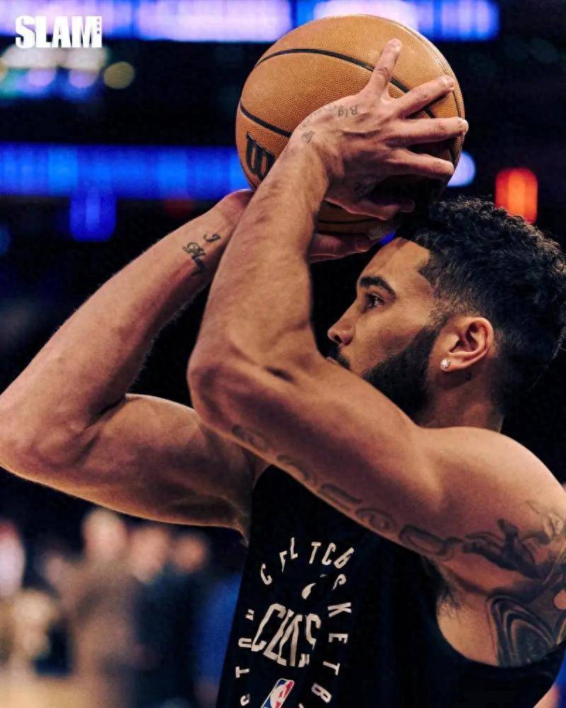 九游体育-塔图姆在日本队比赛中大比分获胜，败北引发热议！